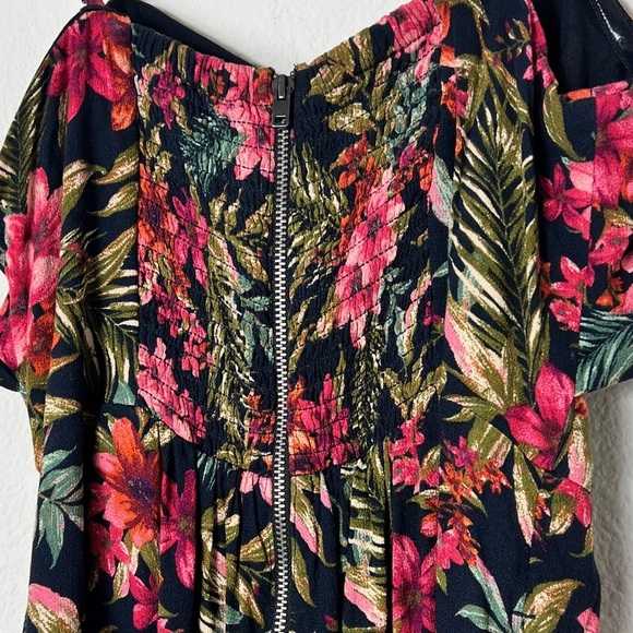 EUC AE Floral Tropical Capri Wide Leg Jumpsuit Removable Straps Size Small - Picture 8 of 16